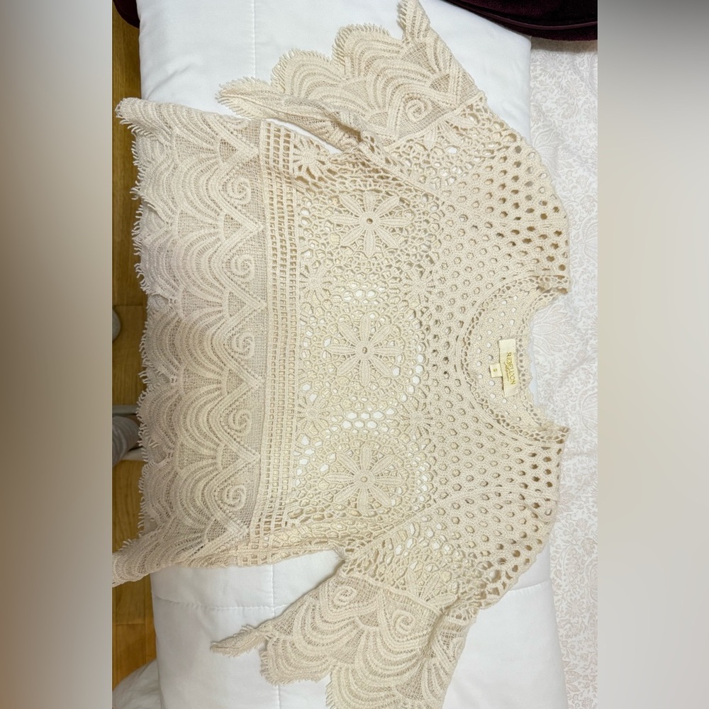Cream crotchet top